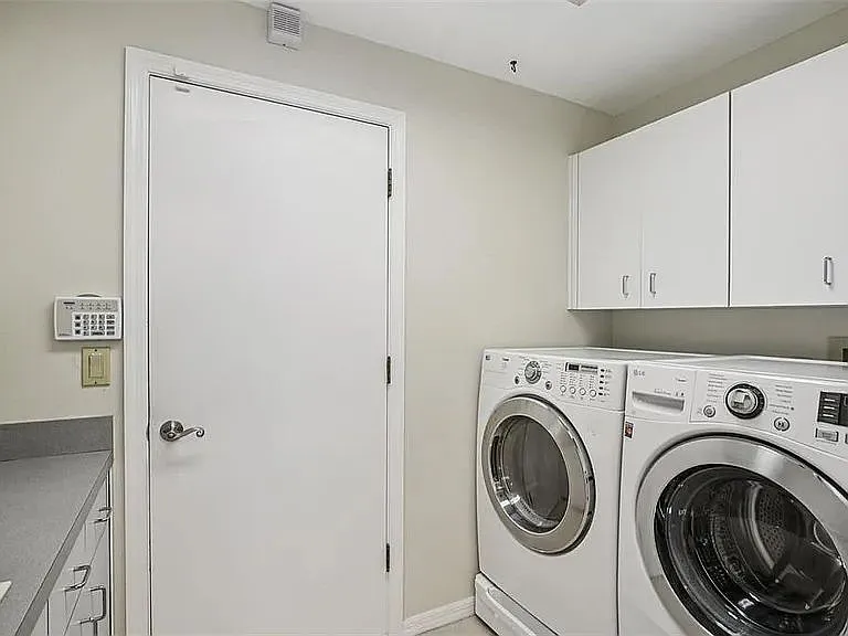 3158 Shoreline Dr — Photo 15
