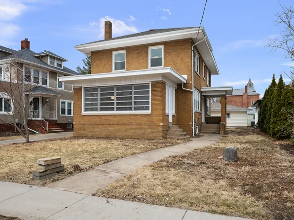 113 W South St, Geneseo, IL 61254