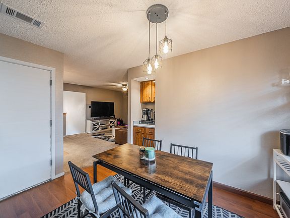 4th image of 655 Ridgeline Dr