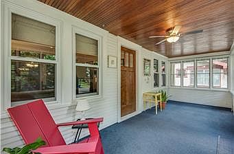 4th image of 1115 Virginia St