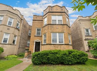 6718 N Rockwell St, Chicago, IL 60645
