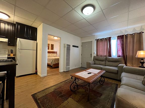 4th image of 1001 6th Ave N #1