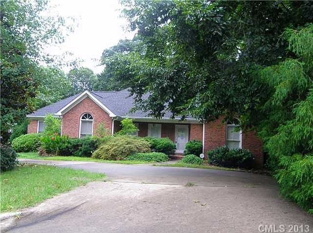 1st image of 1608 Drayton Ct