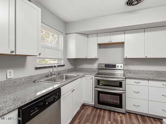 3rd image of 11524 HARLAN Drive