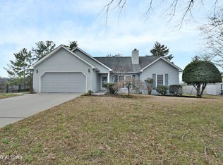 6917 Chartwell Rd, Knoxville, TN 37931