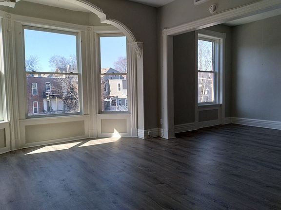 2nd image of 7 Elberon Pl #3