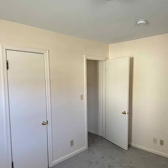 736 Charlotte Ave NW — Photo 13