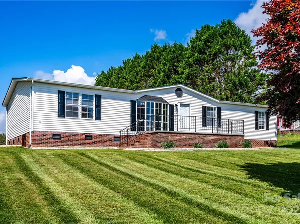 186 Ellendale Ln, Taylorsville, NC 28681