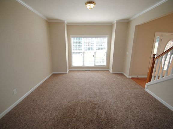 5th image of 4033 Rivermeade Dr