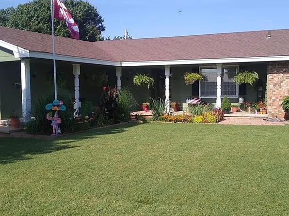 1112 Holly St, Walters, OK 73572