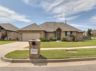2208 Paraiso Way, Edmond, OK 73034