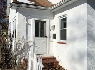 6 Briant Ave, Morris Plains, NJ 07950