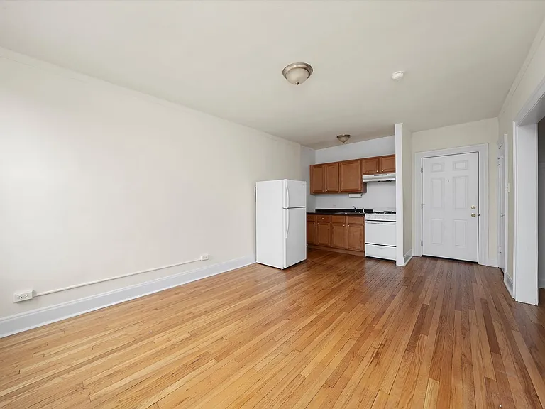 2715 NMA LLC — Photo 13