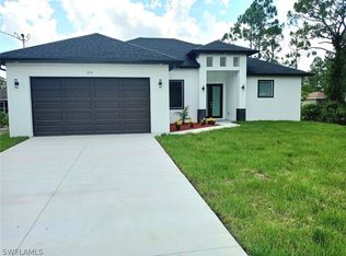 810 Homestead Rd S, Lehigh Acres, FL 33974