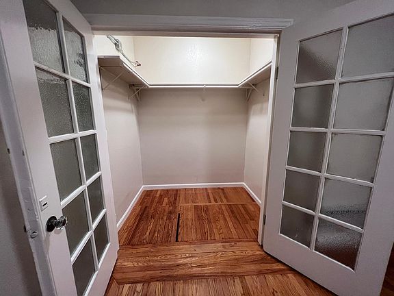 2nd image of 3140 21st St APT 108