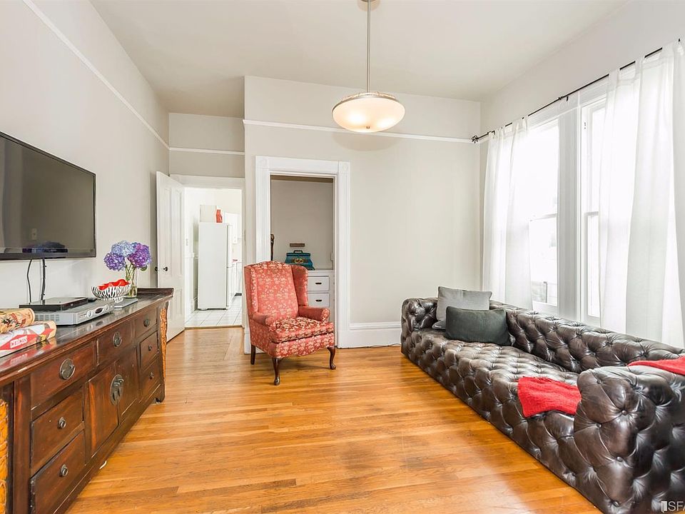 1st image of 44 Sharon St