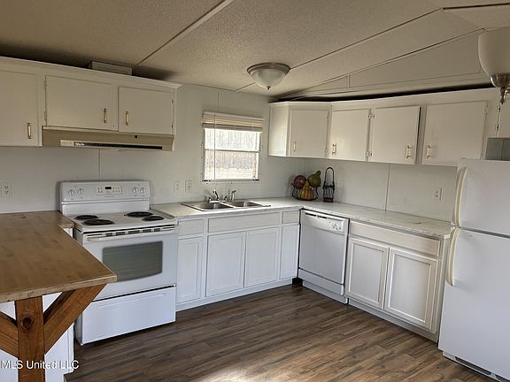 4th image of 152 Ed Hawkins Rd