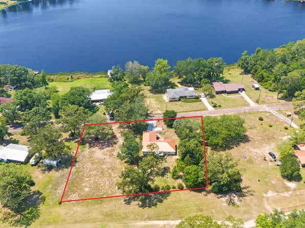 2732 Marian Dr, Bonifay, FL 32425