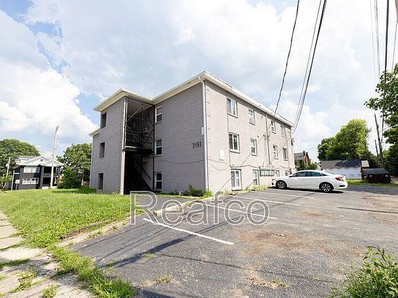 2nd image of 1581 E Mound St APT 1B