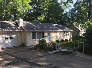 905 Edgewood Ave, Columbia, MO 65203