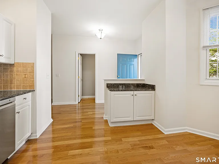 6 Cypress Ln #2 — Photo 7