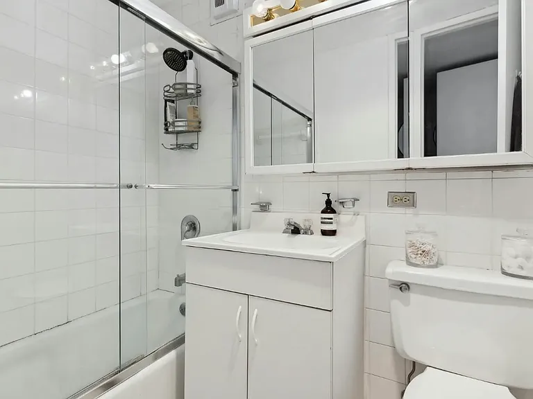2626 N Lakeview Ave #3610 — Photo 10