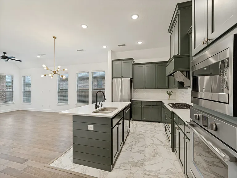5808 Liberty Hill Dr — Photo 10