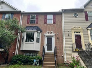 5523 Stroud Ct, Centreville, VA 20120