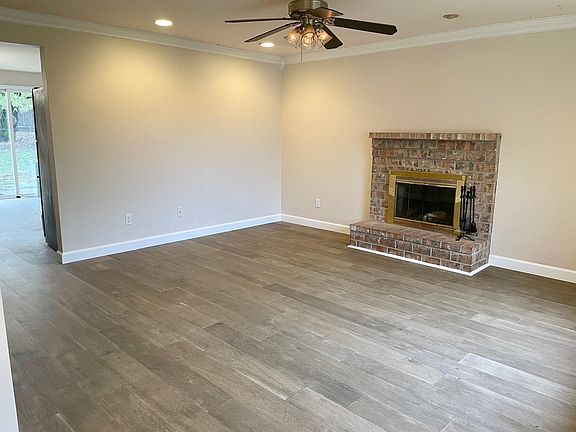 2nd image of 6311 NE 108th Ct