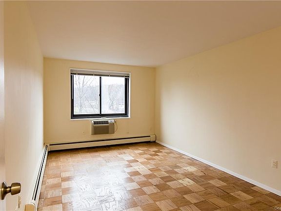 3rd image of 100 E Hartsdale Ave APT 4EW