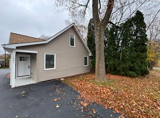 1421 N Oak Ave, Round Lake Beach, IL 60073