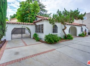 5040 Whitsett Ave, Valley Village, CA 91607