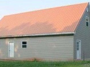 1439 Blessing Rd, Letart, WV 25253