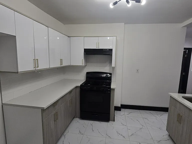 80 N 9th St #G1 — Photo 13