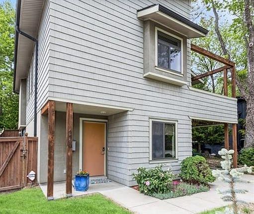 3rd image of 4460 Rainbow Blvd