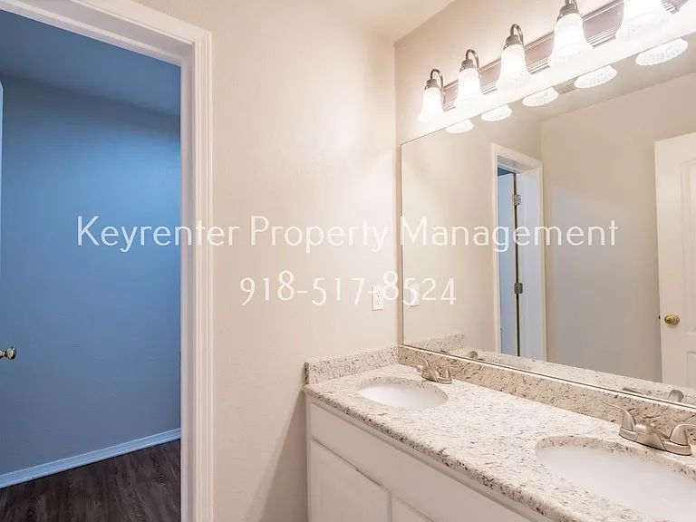 8514 S 112th East Ave — Photo 16