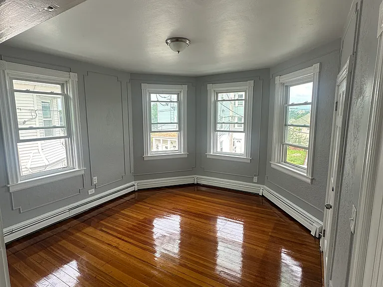 28 Amory St #2 — Photo 6