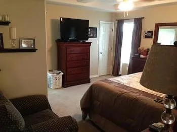 1600 Brook Ln — Photo 10
