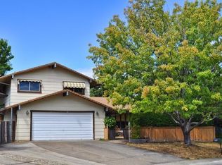 4140 Quartz Ct, Redding, CA 96001