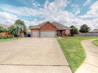 3908 Brunswick Ln, Norman, OK 73072