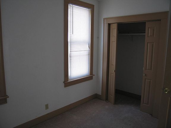 4th image of 3023 N Bremen St