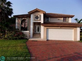 6865 W Longbow Bnd, Davie, FL 33331