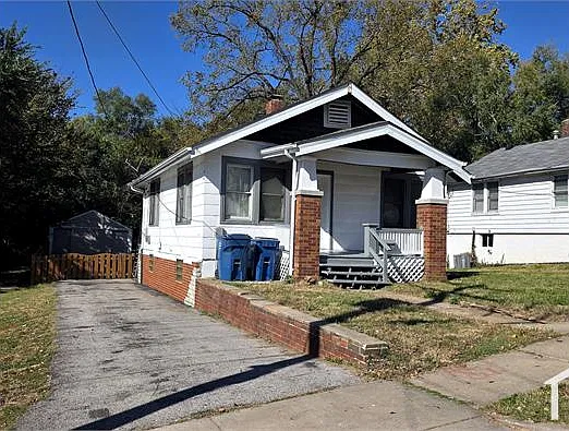 2815 Walton Rd