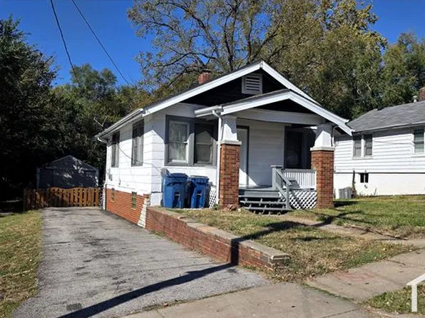 2815 Walton Rd, Saint Louis, MO 63114