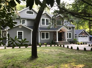 14 Pine Rd, Syosset, NY 11791