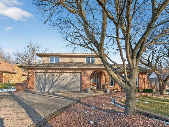 30 Warren Ave, New Lenox, IL 60451