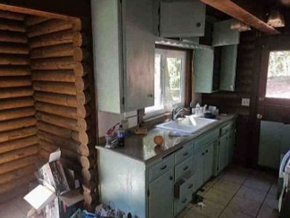 5th image of 17017 Oregon Hill Rd