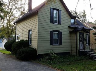 2903 Gilboa Ave, Zion, IL 60099