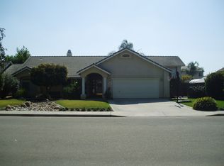 3815 E Paradise Ave, Visalia, CA