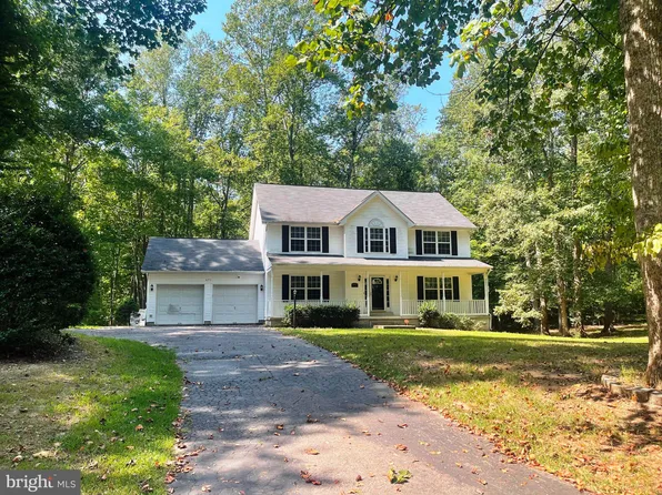 6775 Barney Dr, Hughesville, MD 20637